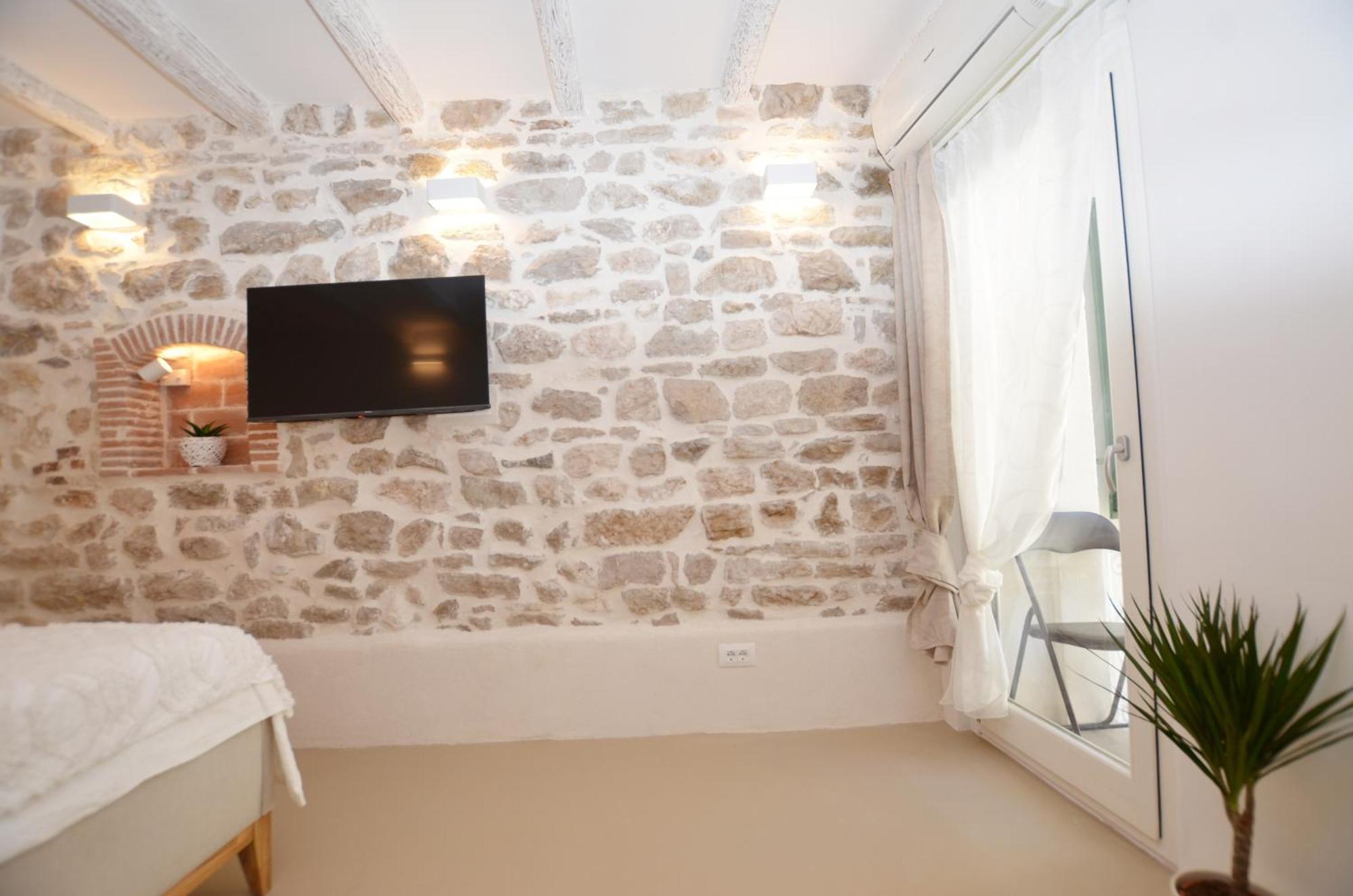 Apartment Al Pozzo Rovinj Exterior photo